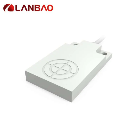 capacitive proximity switch Lanbao CE07SN08 - rectangular- switching distance 8 mm with cable 2 m (PVC)